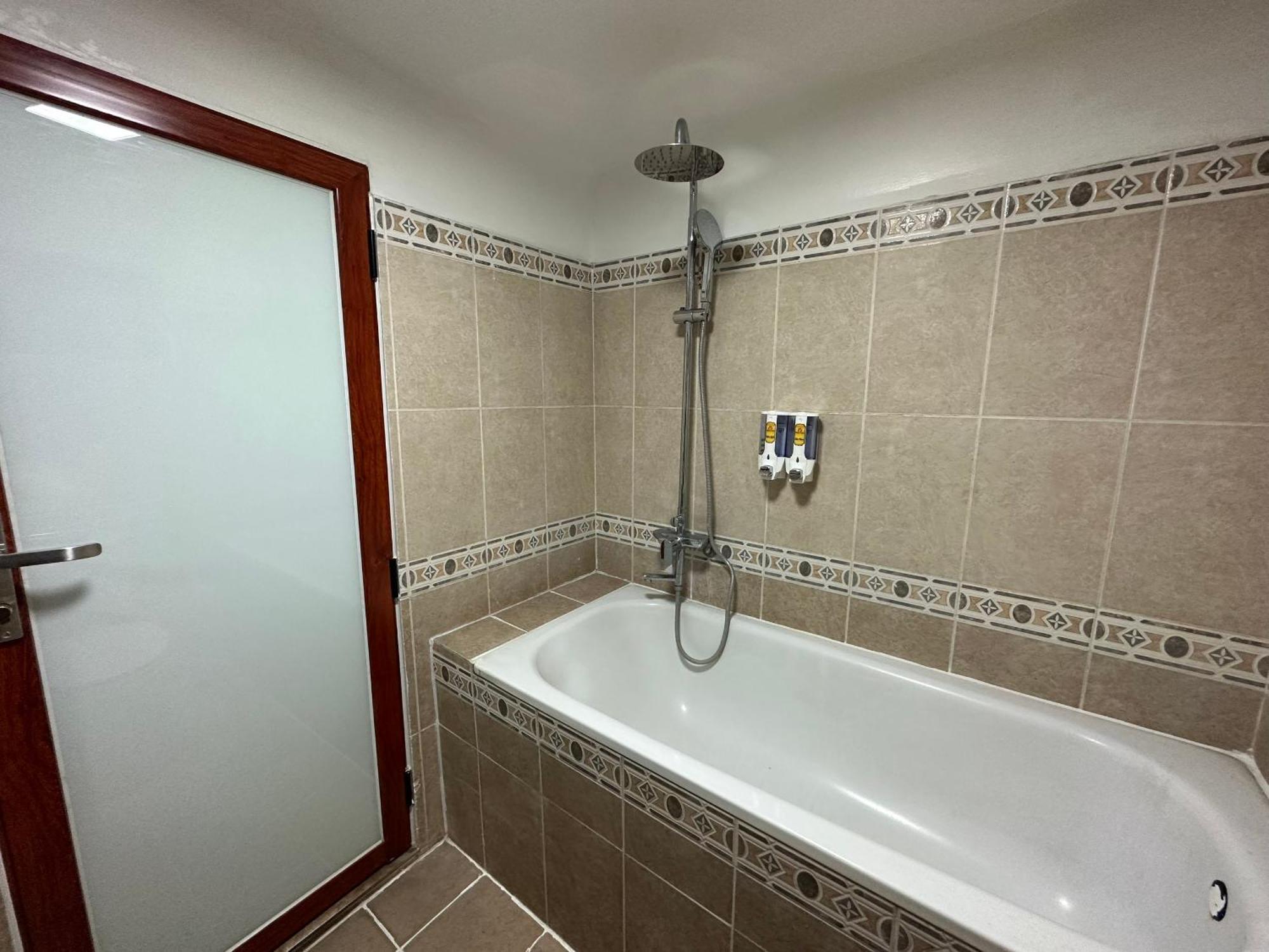 Nhat Tan Hotel Hanoi Kültér fotó